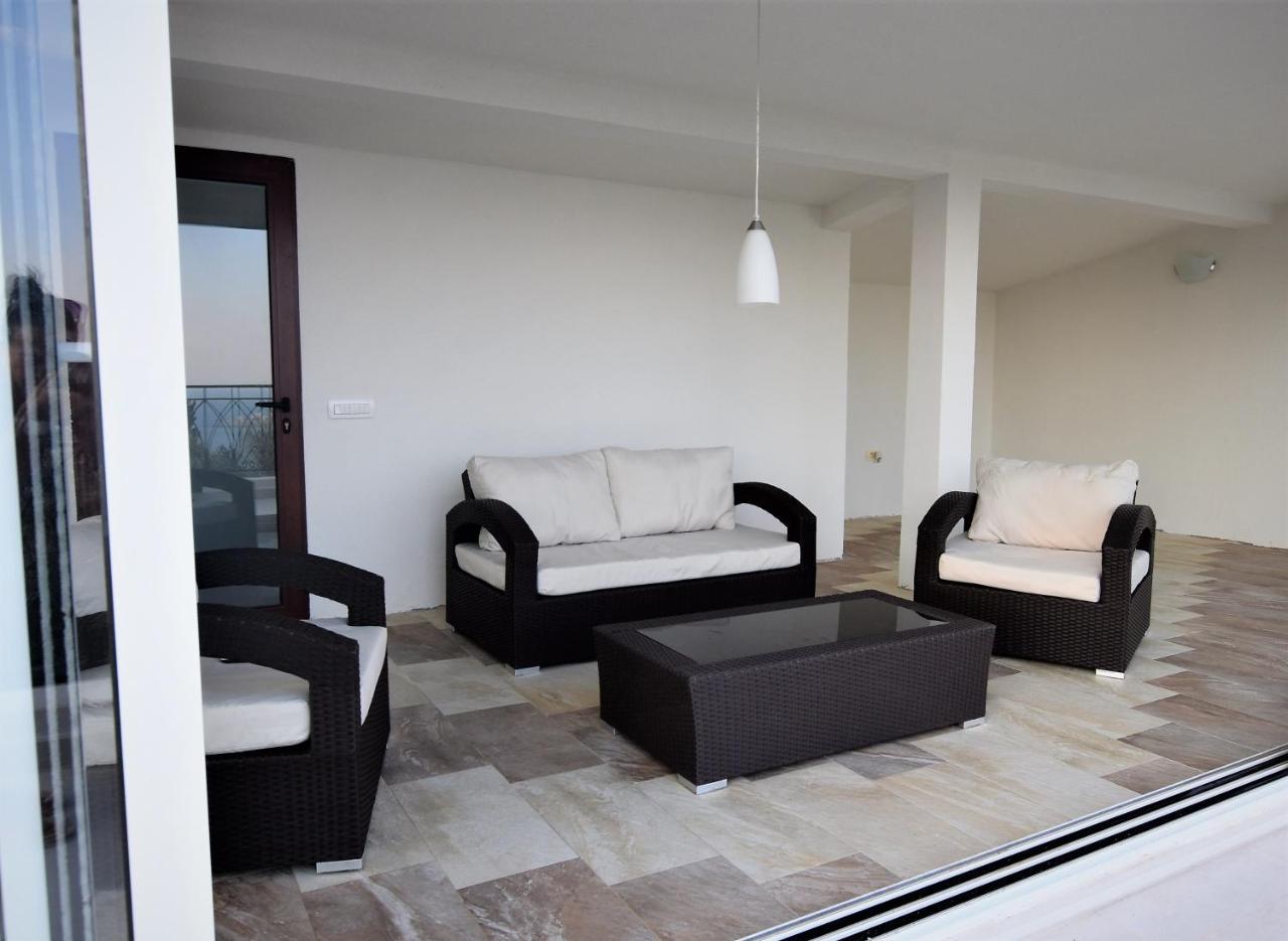 Green Villa In Olives بار المظهر الخارجي الصورة
